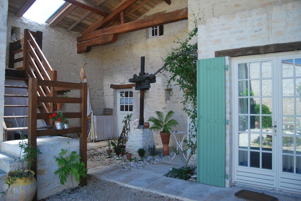 Les Jardins Saint Leonard Hotel Thairé Buitenkant foto